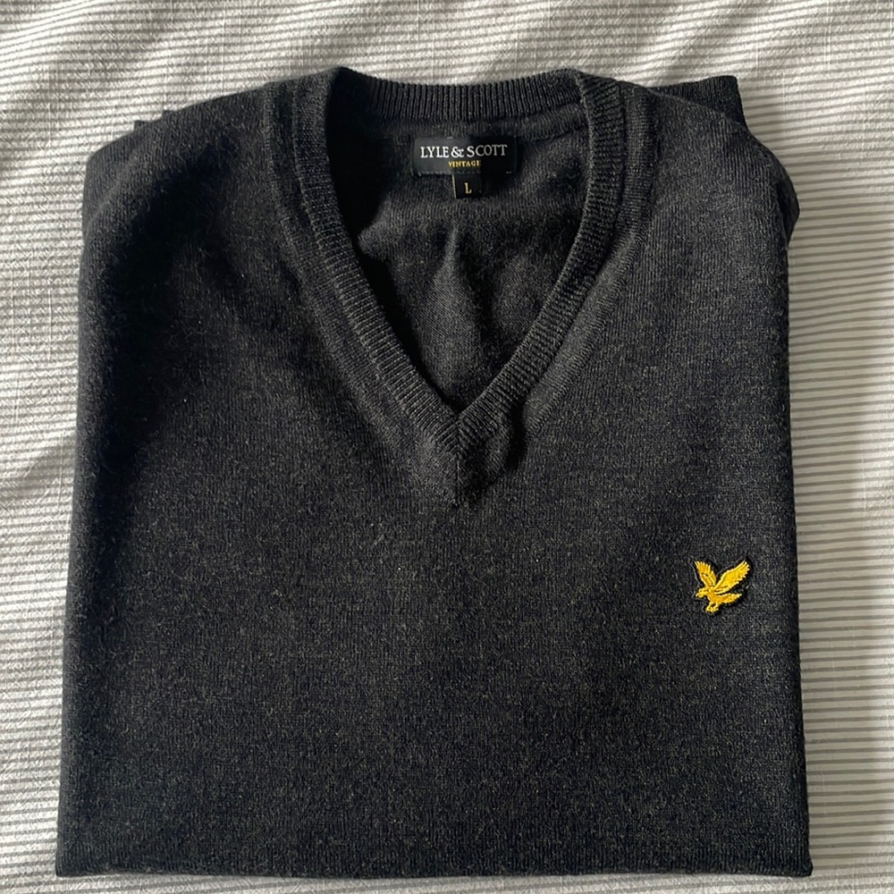 Lyle and Scott merino wool sweater
